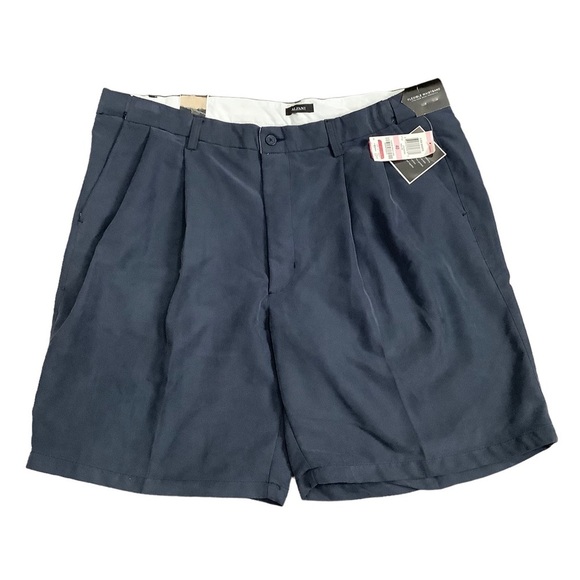 Men's ALFANI Golf 40 XL Khakis Chino Pleated Shorts Navy Blue Side Elastic NWT - Picture 3 of 10